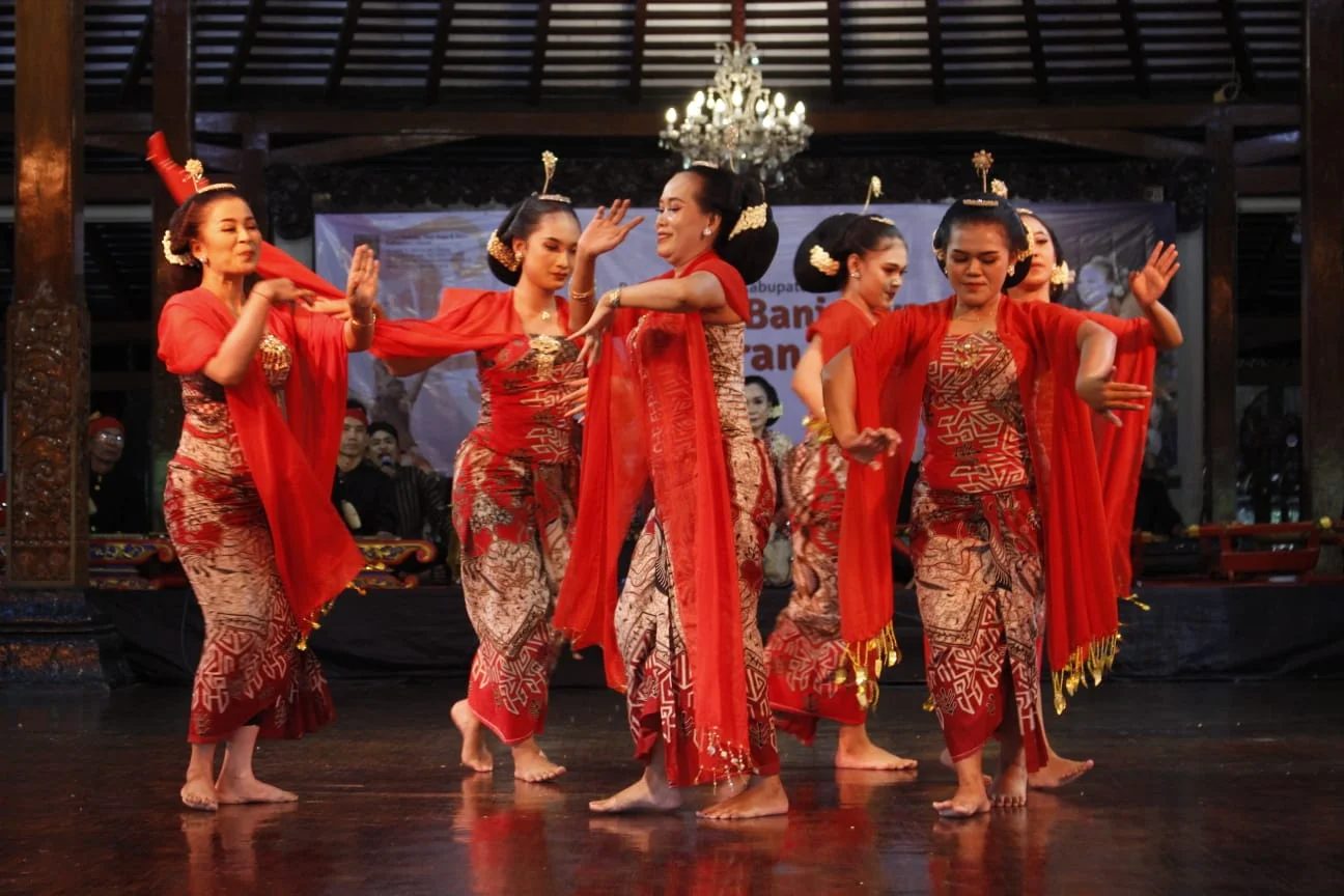 Warga Banyumas Mesti Bangga, Tari Lengger Populer di Tokyo