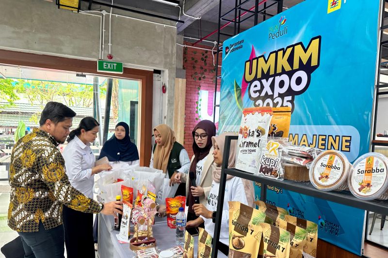 PLN UID Sulselrabar Tampilkan Produk Lokal pada Ajang UMKM Expo 2025