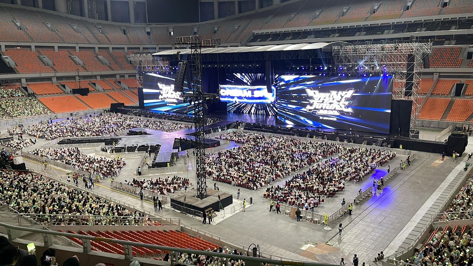 Hadirkan Listrik Andal, PLN Sukseskan Konser NCT Dream di Jakarta