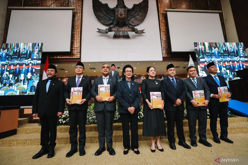 Ketua DPD Sebut Kepercayaan Publik pada DPD RI Capai 75 Persen, Dukungan Terbesar Justru dari Generasi Z dan Kaum Milenial