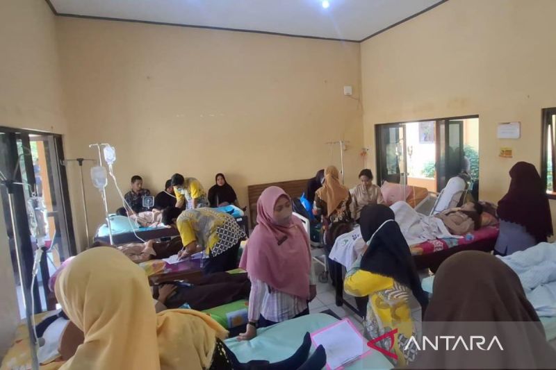 Keracunan Lagi? 110 Siswa di Purworejo Dilarikan ke Puskesmas Usai Santap MBG 