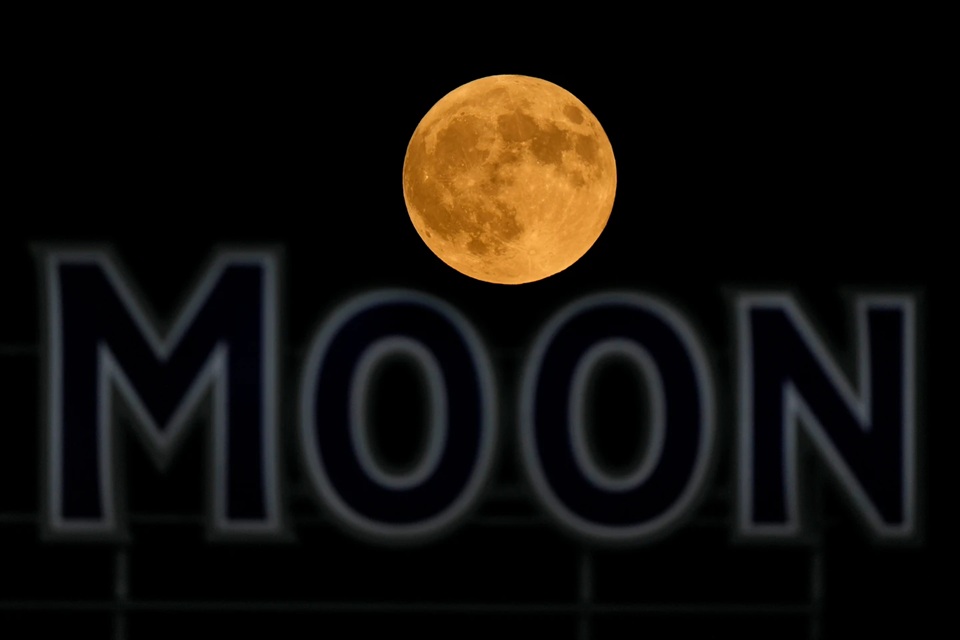 Supermoon Pertama Tahun Ini Semakin Dekat, Semua Orang di Bumi Bisa Menyaksikan!  