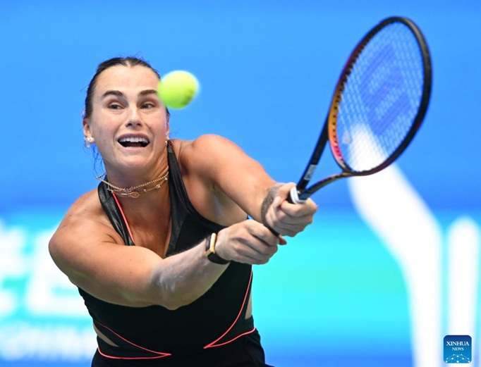 Sabalenka Melaju ke Semifinal Wuhan Open, Saat Swiatek Dikejutkan Paolini