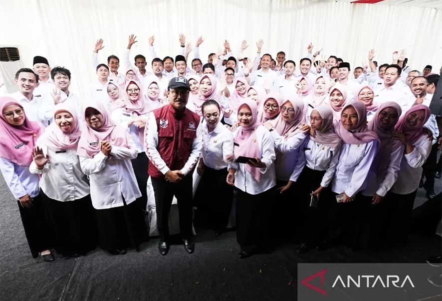 Siswa Sekolah Rakyat Dapat Beasiswa dan Jaminan Pekerjaan