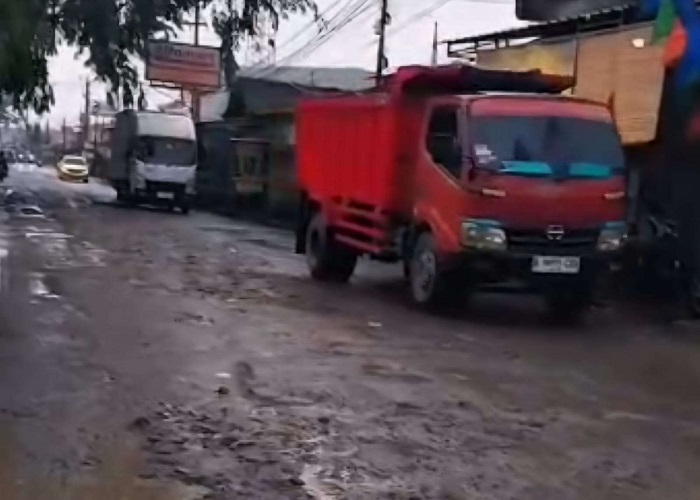Dinas Bina Marga: Sepanjang 200 Kilometer Jalan di Kabupaten Tangerang Rusak Berat