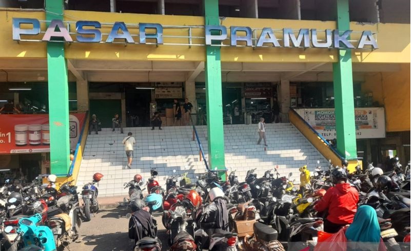 Dugaan Mafia Kios di Pasar Pramuka, Pedagang Sampaikan Keluhan ke Pemerintah