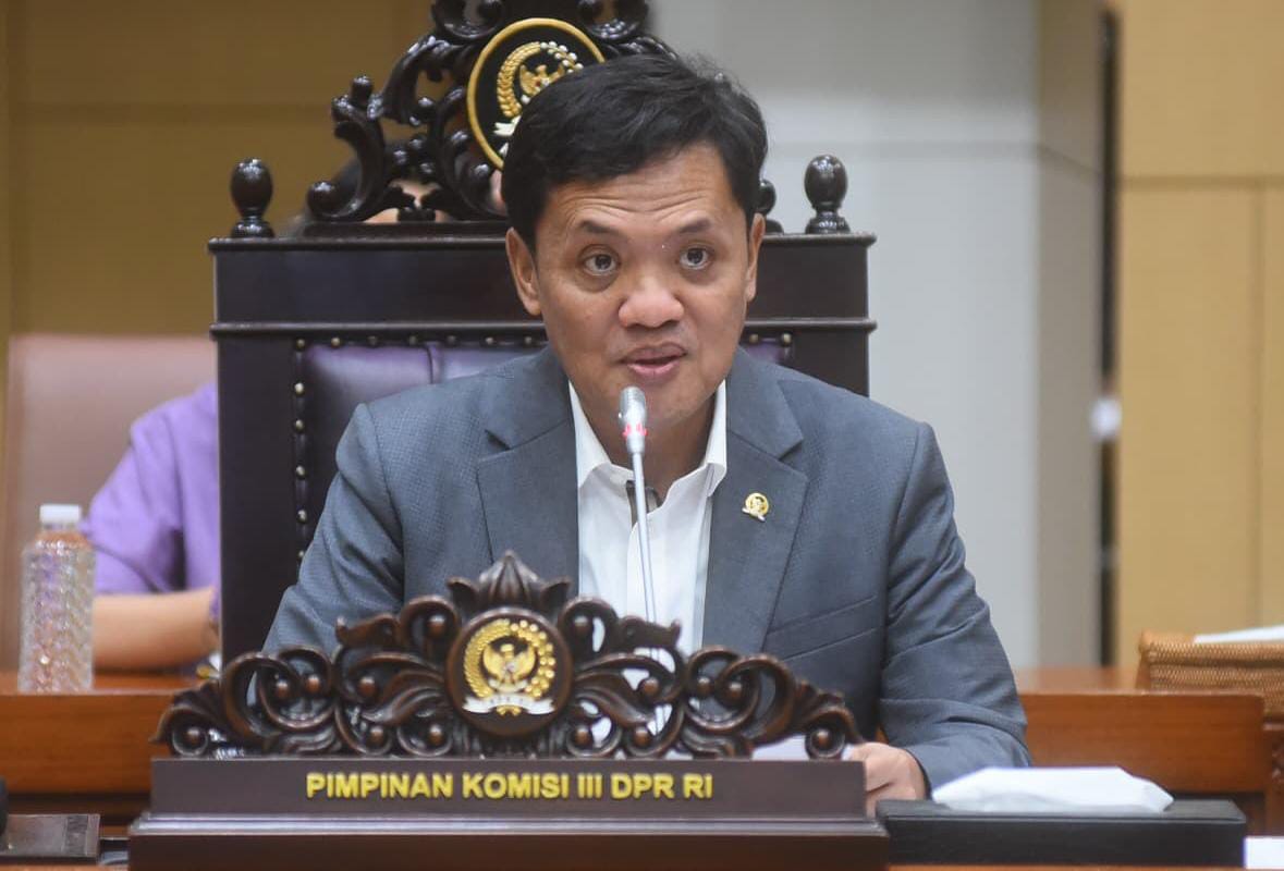 RUU KUHAP Wajib Disahkan Sekarang! Habiburokhman Bongkar Kelemahan Hukum: Warga Bisa Babak Belur Dulu Baru Dapat Pengacara!