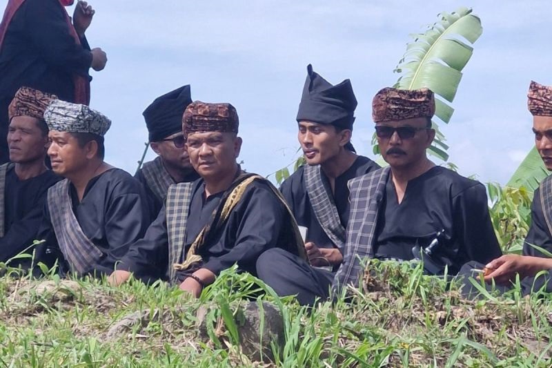 Tokoh Adat di Lereng Gunung Marapi Sepakat Larang Perburuan Lima Jenis Burung Langka