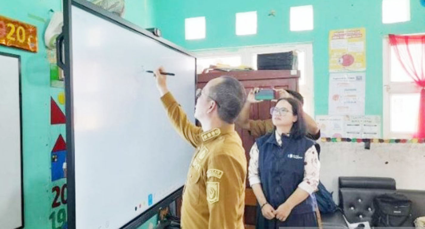 Bangka Tengah Perluas Pembelajaran Digital di Sekolah