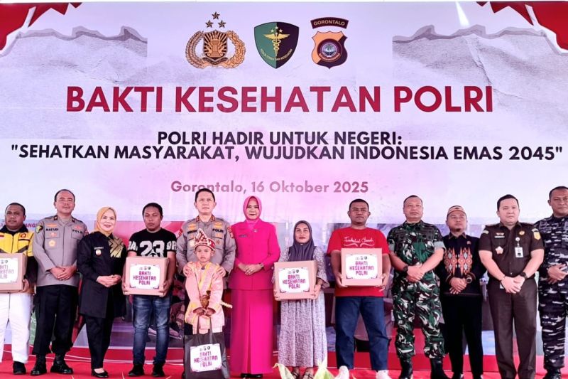Polda Gorontalo Gelar Bakti Kesehatan, Pemprov Beri Penghargaan