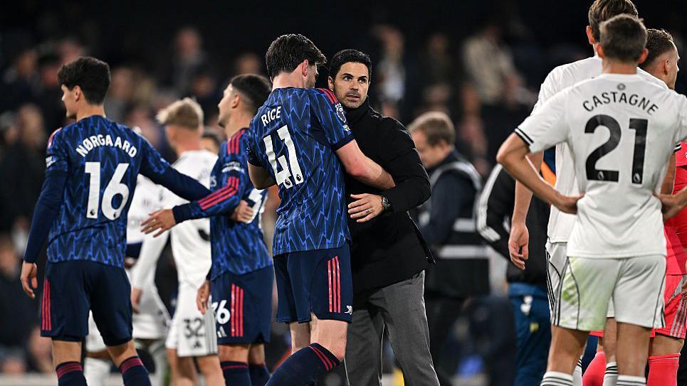 Arsenal Kokoh di Puncak Klasemen Usai Taklukkan Fulham