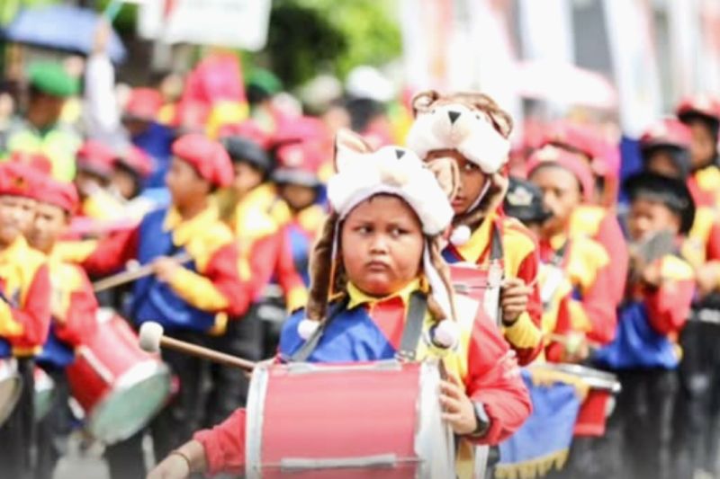 Keren! Parade Drumband di Purwakarta Raih Rekor MURI