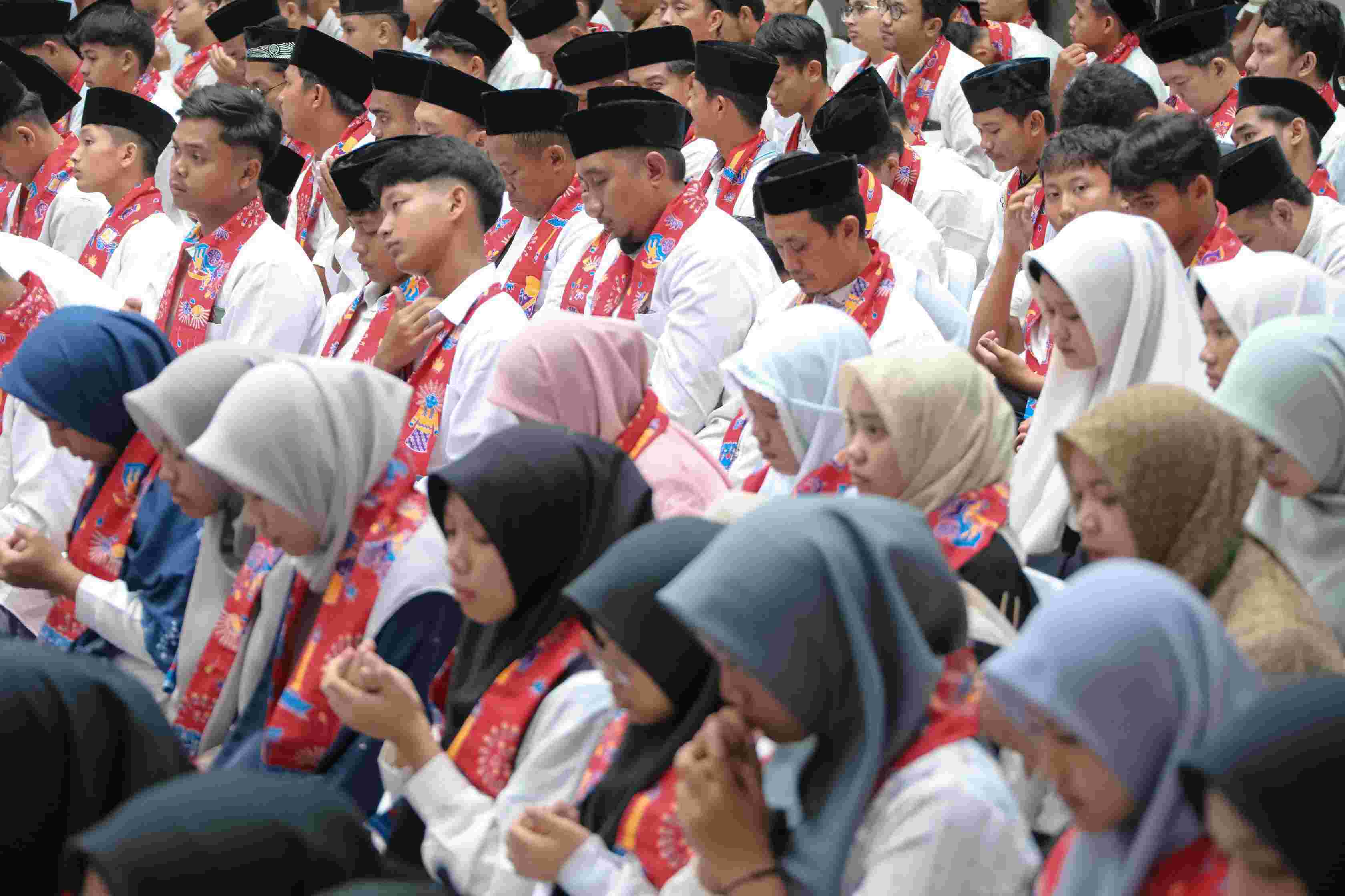 Merayakan Hari Santri 2025, Gubernur Pramono: Santri Jakarta Jadi Motor Peradaban Dunia, Pendidikan Jadi Kunci Masa Depan