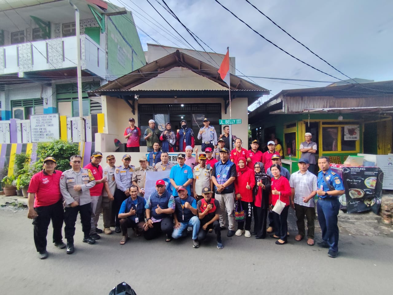 Camat Pasar Rebo Resmikan Program Lalu Lintas Satu Arah di Jalan Belly