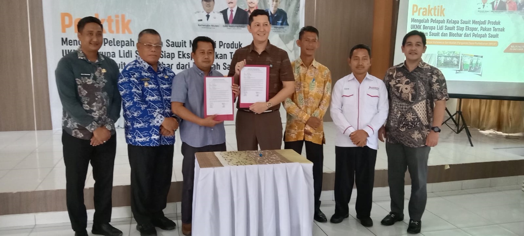 Ubah Limbah Jadi Berkah, Petani Belitung Timur Olah Pelepah Sawit Jadi Produk Bernilai Ekonomi