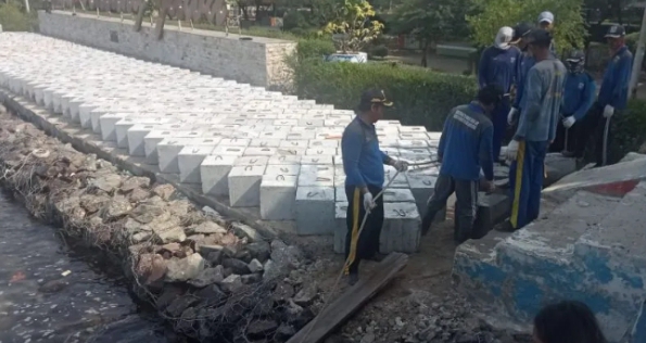 Sudin SDA Kepulauan Seribu Tinggikan Tanggul di 10 Pulau Berpenduduk untuk Cegah Banjir Rob