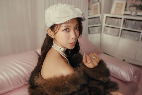 Dita Karang Debut Solo Lewat Single ‘Love So Sweet'