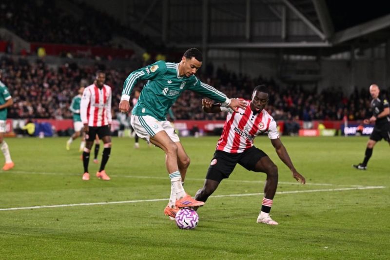 Liverpool Kian Terpuruk Usai Terusungkur di Kandang Brentford