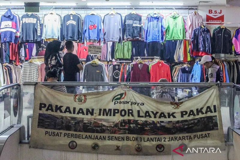 Menkeu Purbaya Bakal Sikat Importir Pakaian Bekas, Anggota DPR: Angin Segar buat Industri Tekstil Nasional 