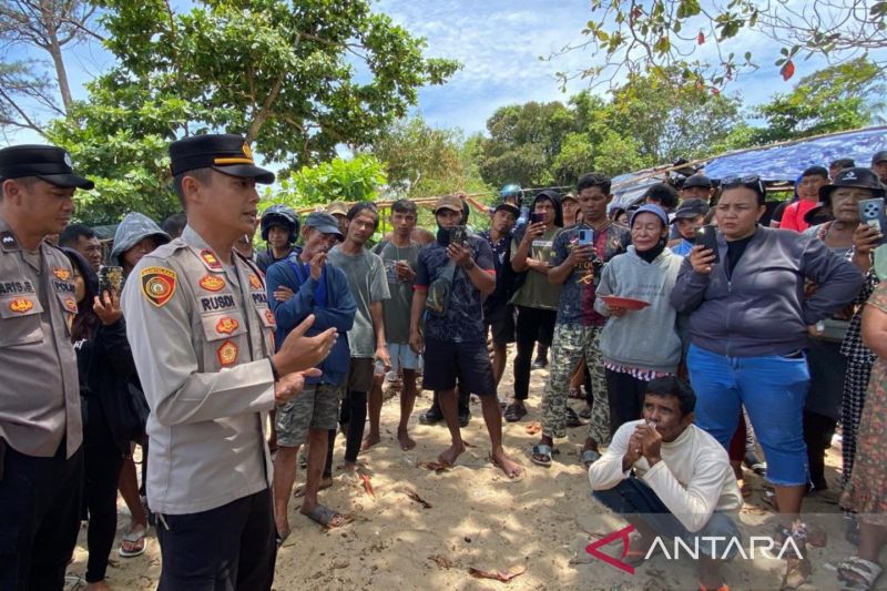 Polsek Mentok Imbau Warga Hentikan Tambang Liar Timah di Perairan Tembelok dan Keranggan