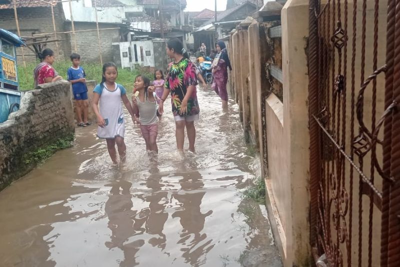 BMKG: Potensi Cuaca Ekstrem Terjadi di Banten, Warga Diminta Waspada