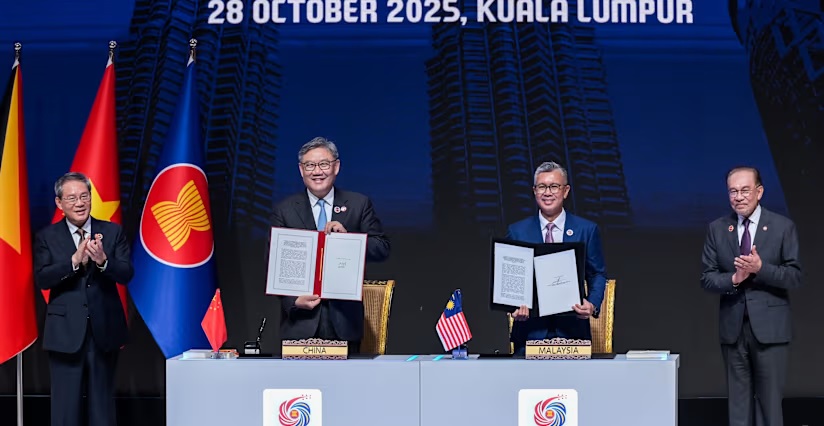 Tiongkok dan ASEAN Menandatangani Perjanjian Perdagangan Bebas Mencakup Ekonomi Digital, Ekonomi Hijau, dan Konektivitas Rantai Pasokan