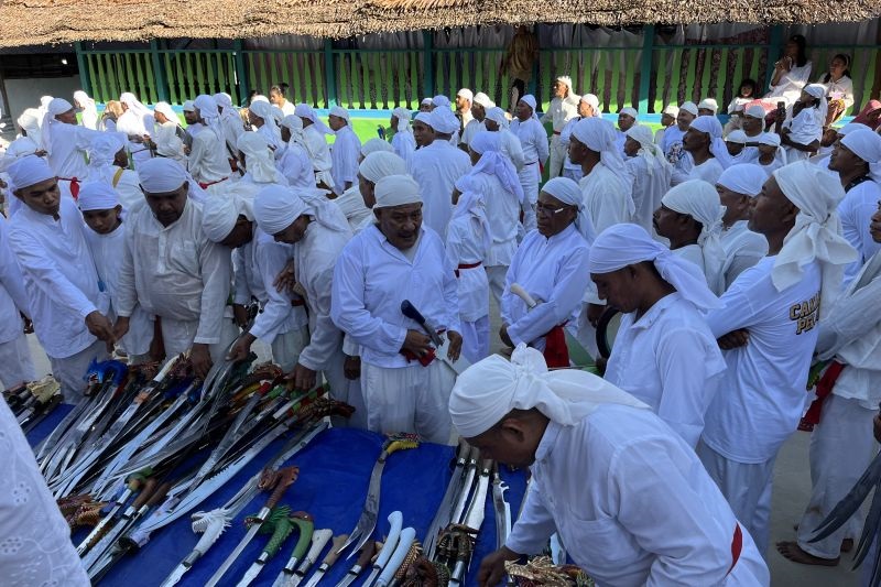 Pemkab Maluku Tengah Gelar Pagelaran Budaya Ma’atenu Pakapita Matasiri 2025 di Negeri Pelauw