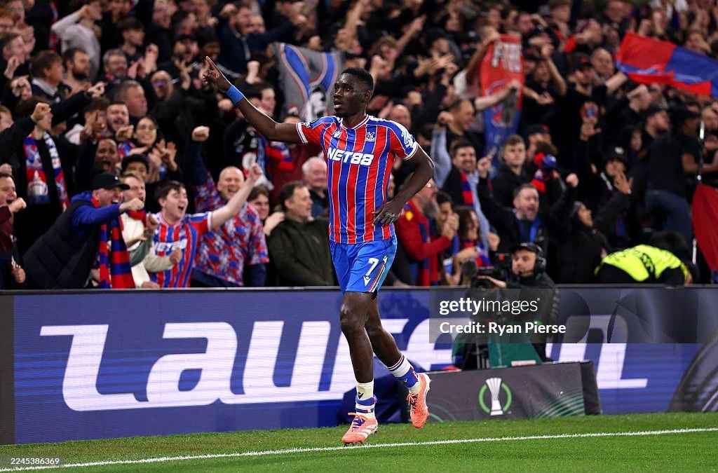 Hasil Liga Conference: Crystal Palace Taklukkan AZ Alkmaar, Fiorentina Tumbang di Kandang Mainz