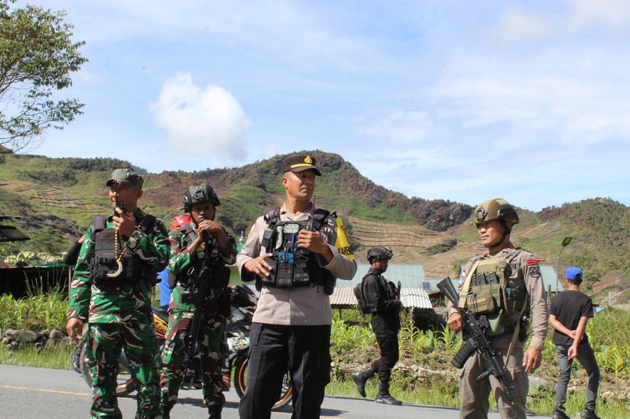 Kodim 1714/Puncak Jaya Gelar Patroli Bersama TNI-Polri: Wujud Nyata Peduli Keamanan Masyarakat