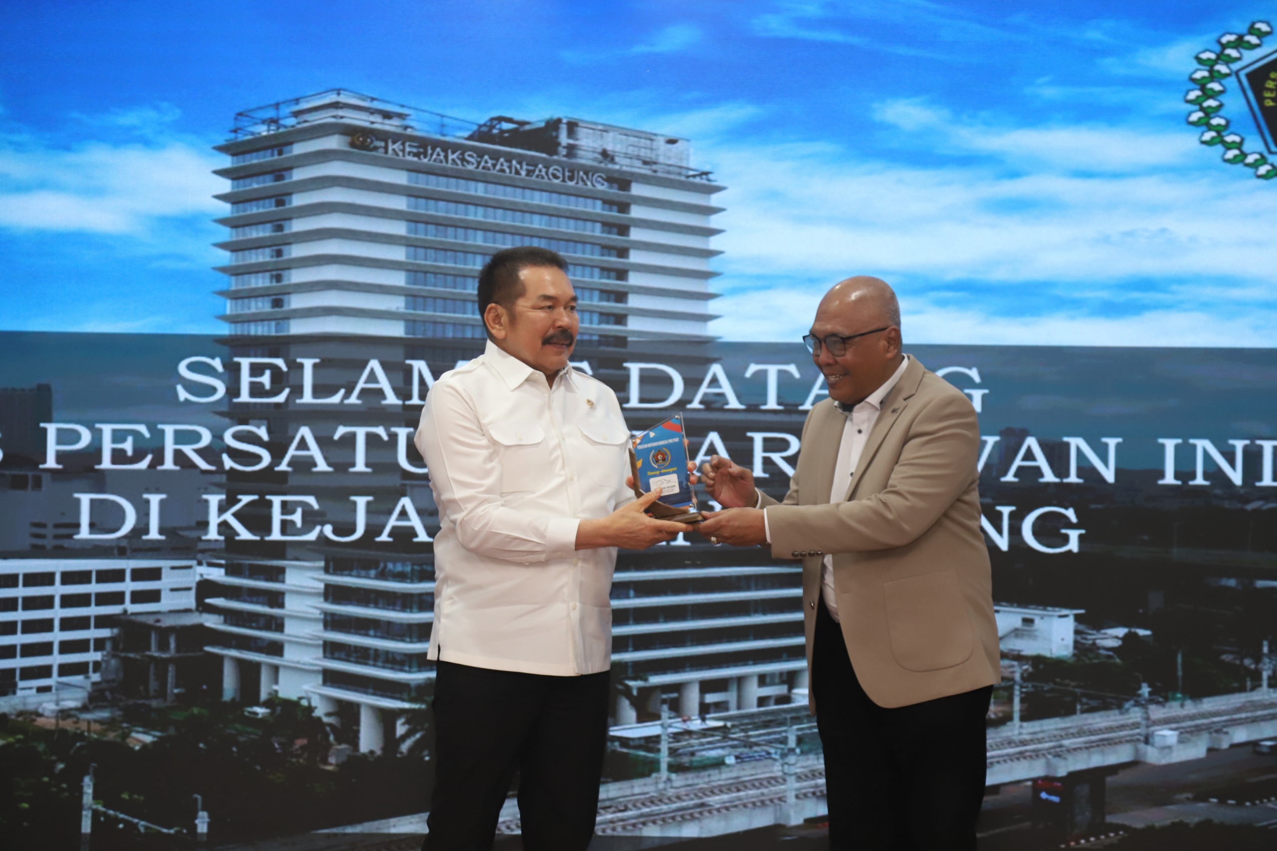 Jaksa Agung ST Burhanuddin Ajak PWI Bersinergi