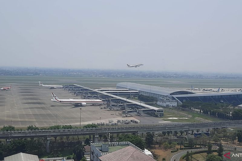 AirNav Prediksi Puncak Pergerakan Lalin Udara Natal Mulai 19 Desember 2025