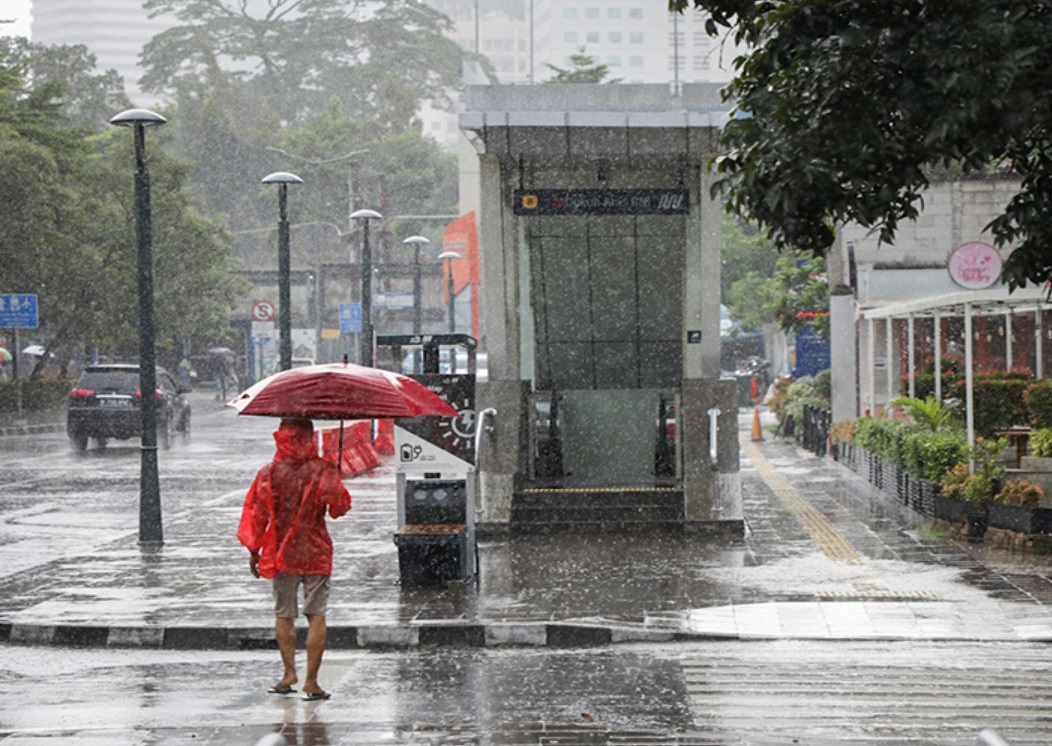 Cuaca Hari Ini, Hujan Berpotensi Guyur Jakarta Siang Jelang Sore 