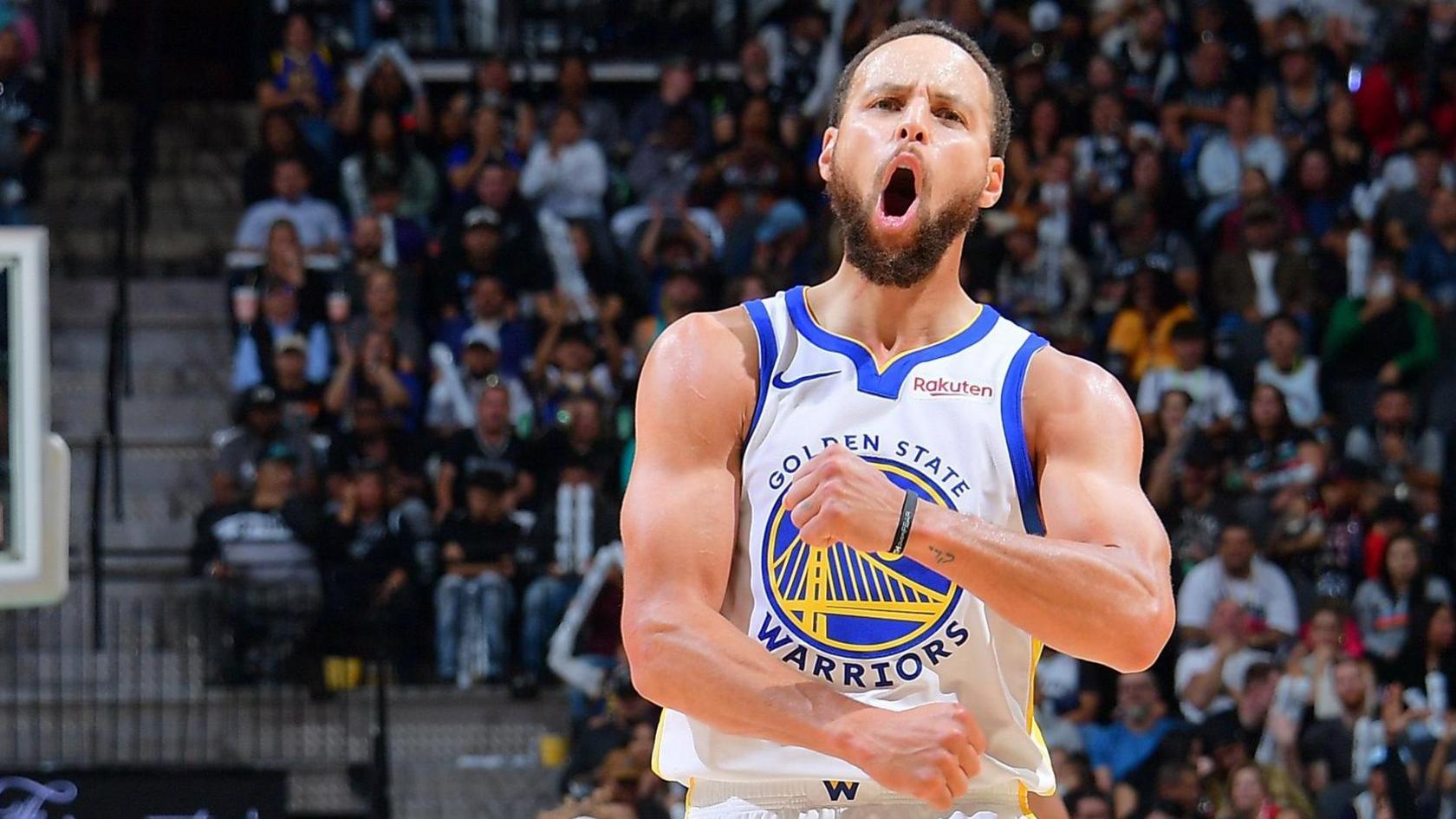 Stephen Curry Samai Rekor Michael Jordan Usai Cetak 49 Poin, Warriors Tumbangkan Spurs di Laga Terbaik Musim Ini
