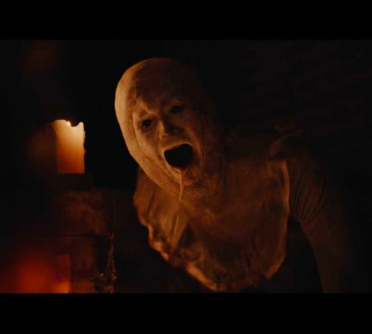 Dipuji James Wan, Bulan Ini Sutradara Longlegs Luncurkan Horor Supernatural 'Keeper'