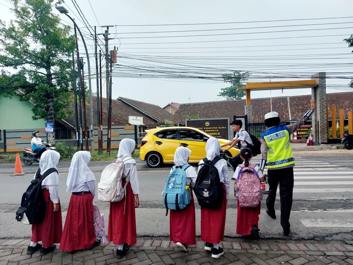 Operasi Zebra 2025 Digelar Lagi hingga 30 November, Korlantas Utamakan Keselamatan Pejalan Kaki