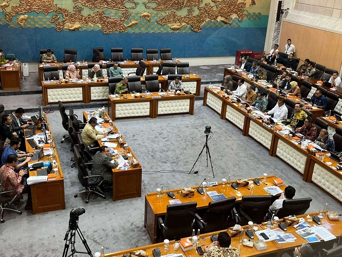 DPR Minta Lembaga Penjamin Permudah Penjaminan KUR bagi Pelaku UMKM
