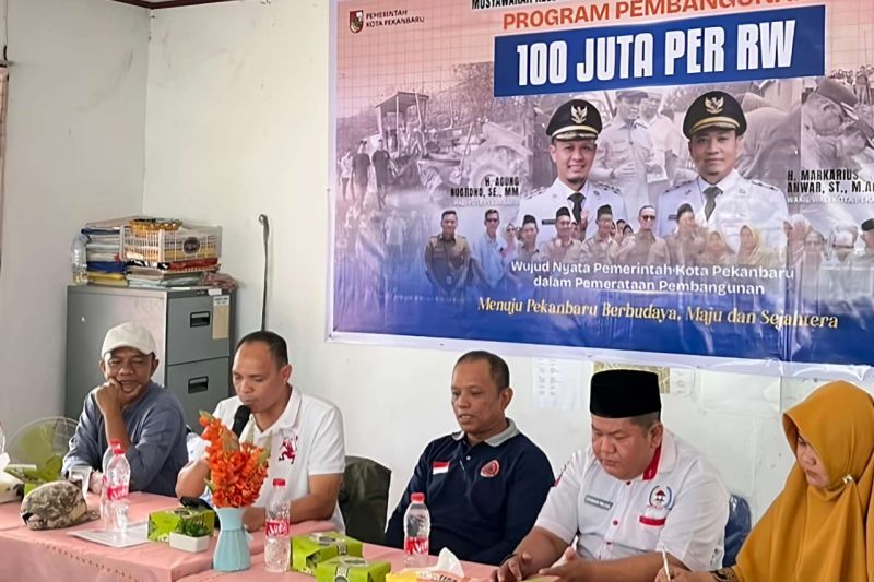 Pemkot Pekanbaru Mulai Gelontorkan Dana Pembangunan Rp100 Juta per RW