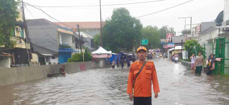 Imbas Hujan Deras, Sebagian Wilayah Tangsel Dilanda Banjir 