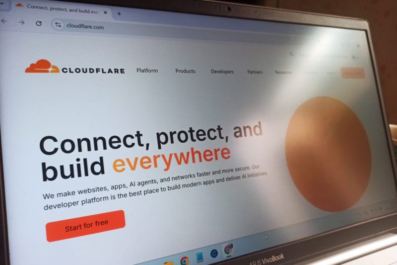 Cloudflare Kena Batunya! Kasus Manga Bajakan Bikin Harus Bayar Rp53 Miliar