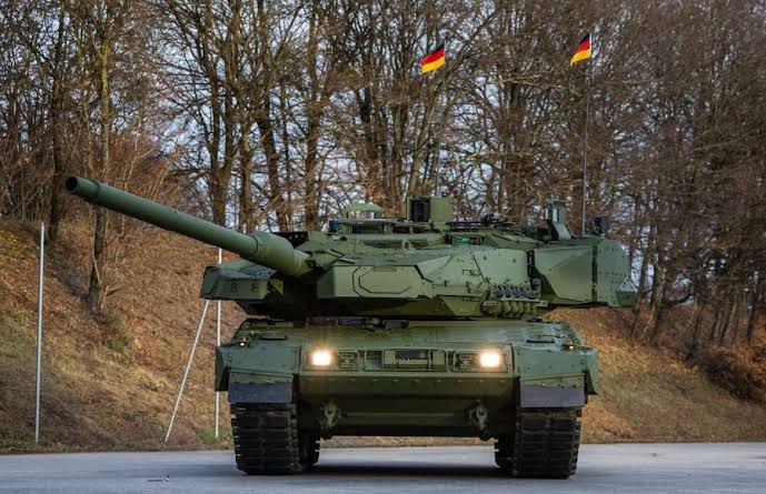 Jerman Luncurkan Varian Leopard 2 yang Disempurnakan Setelah Kerugian Besar di Ukraina