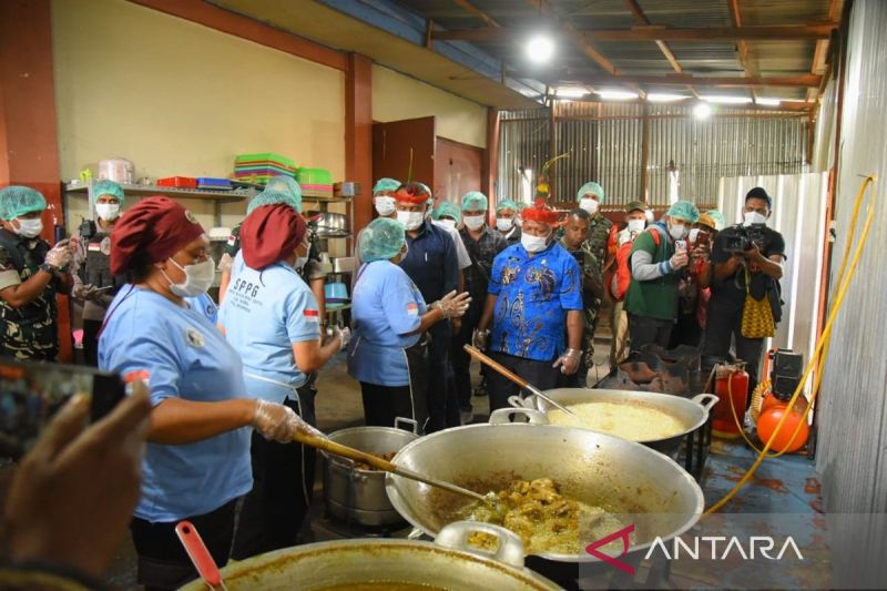 Danrem 172/PWY Pastikan Program MBG Berjalan Optimal di Jayawijaya