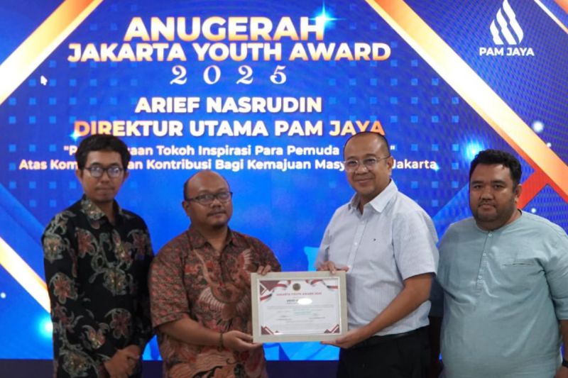 Dirut PAM Jaya Arief Nasrudin Raih "Jakarta Youth Award 2025" 