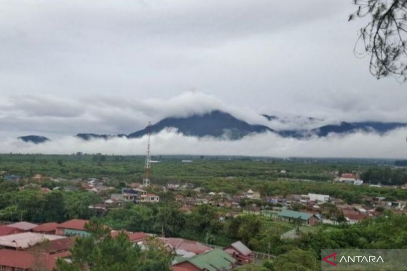 Badan Geologi Naikkan Status Gunung Bur Ni Telong Aceh Menjadi Waspada