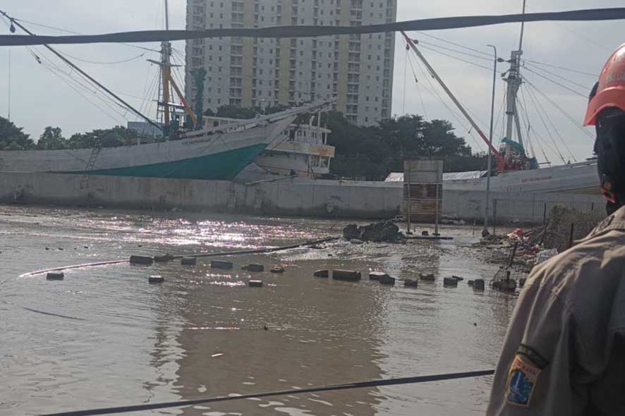 Bukan Karena Rob, Inilah Penyebab Banjir di Pelabuhan Sunda Kelapa