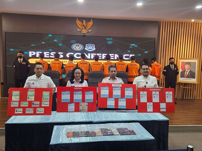 Imigrasi Tangerang Tangkap 10 WNA yang Terlibat Investasi Bodong  