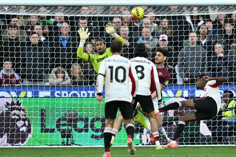 Liverpool Taklukkan West Ham, Alexander Isak Ukir Gol Perdananya di Liga Inggris Bersama The Reds