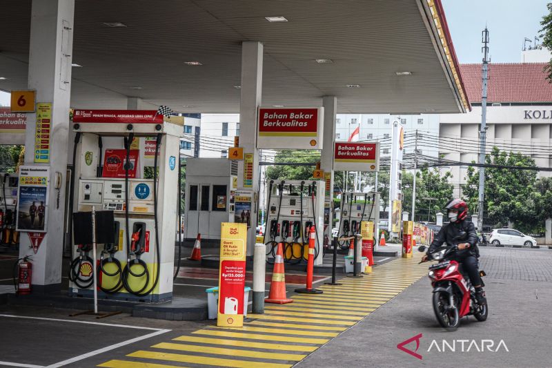 SPBU Shell Naikkan Harga BBM Mulai 1 Desember