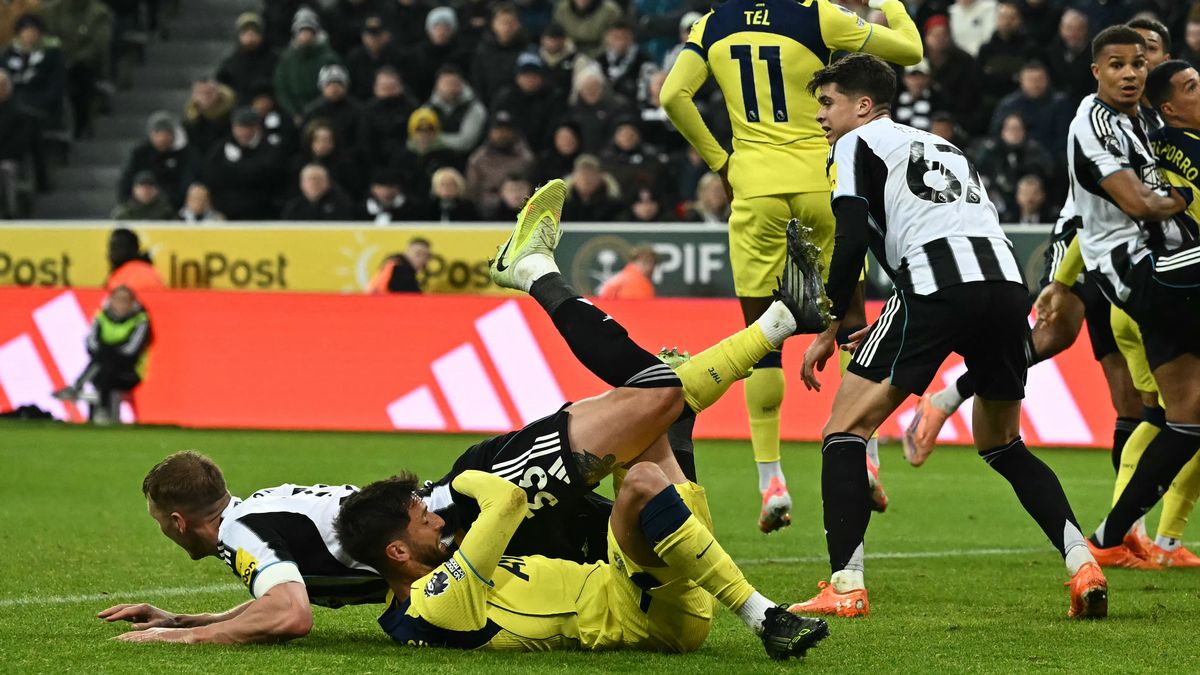 Romero Selamatkan Spurs Lewat Gol Akrobatik, Tahan Newcastle 2-2