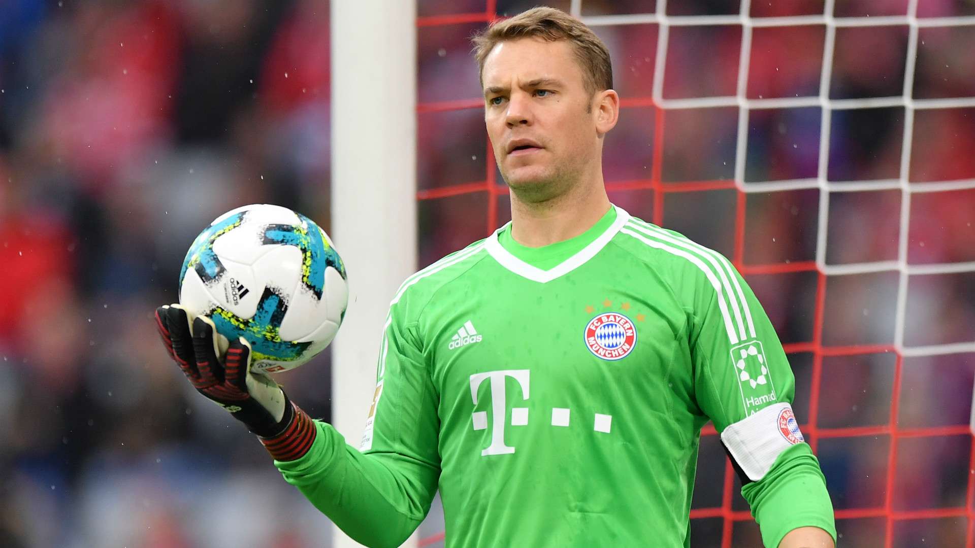 Manuel Neuer Masih Tunda Keputusan Soal Masa Depan di Bayern Munich