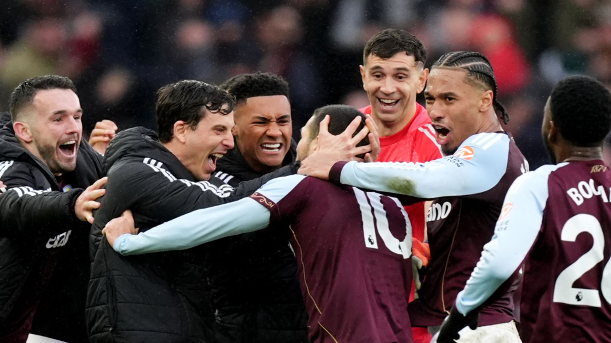 Aston Villa Hentikan Laju Arsenal, Man City Dekatkan Diri ke Puncak Klasemen Liga Inggris
